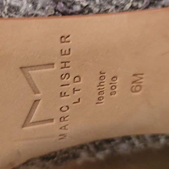 Marc Fisher Pumps - Picture 5 of 6